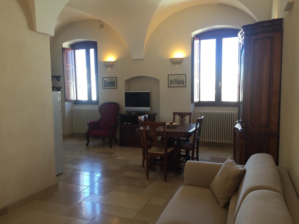 Palazzo Dei Gesuiti Monopoli Εξωτερικό φωτογραφία