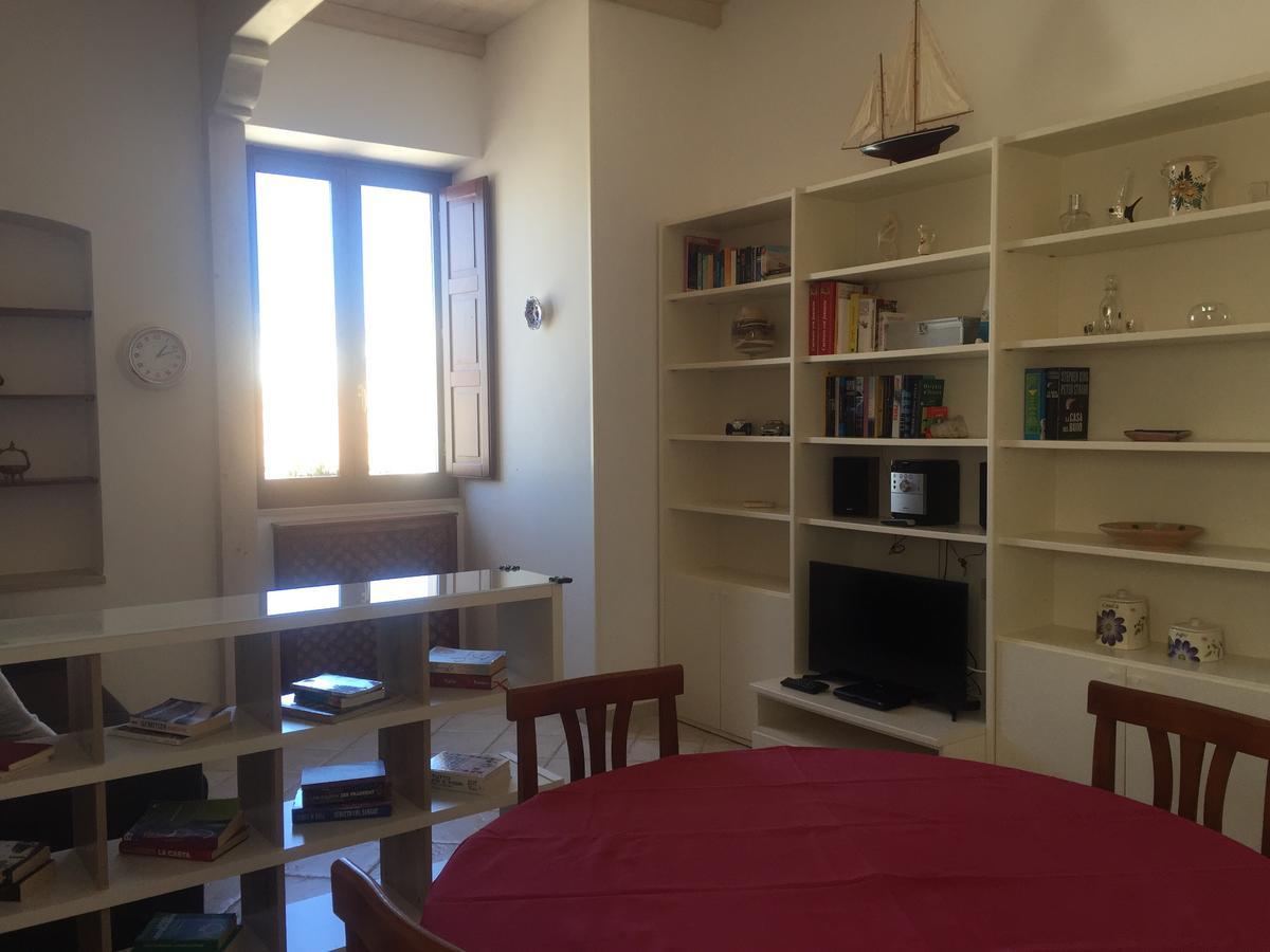 Palazzo Dei Gesuiti Monopoli Εξωτερικό φωτογραφία